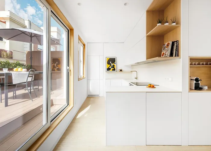 Penthouse With Large Terrace In Gracia