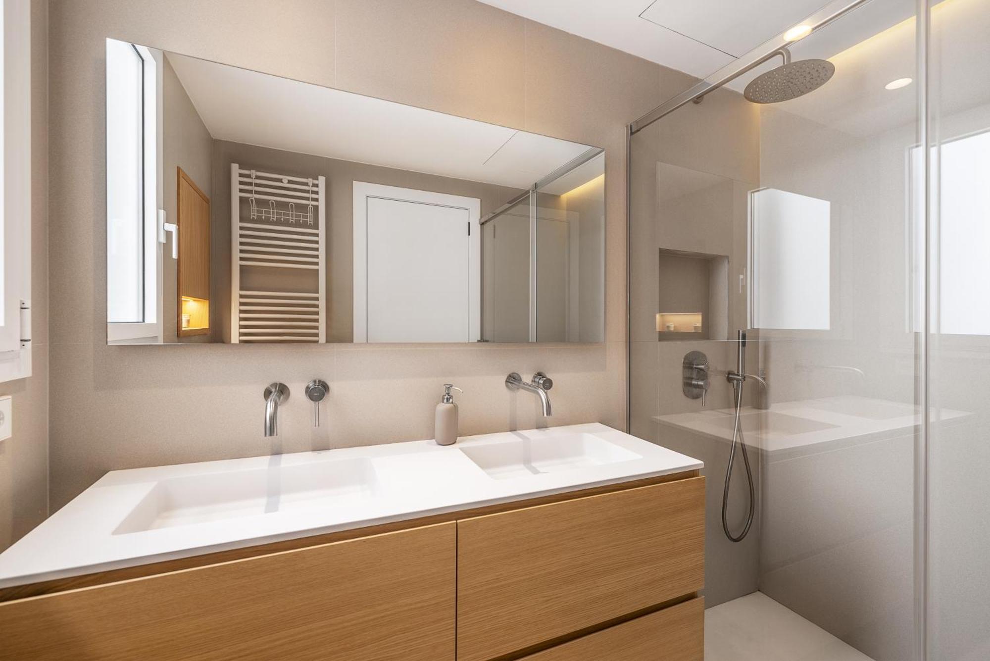 Appartamento Penthouse With Large Terrace In Gracia *