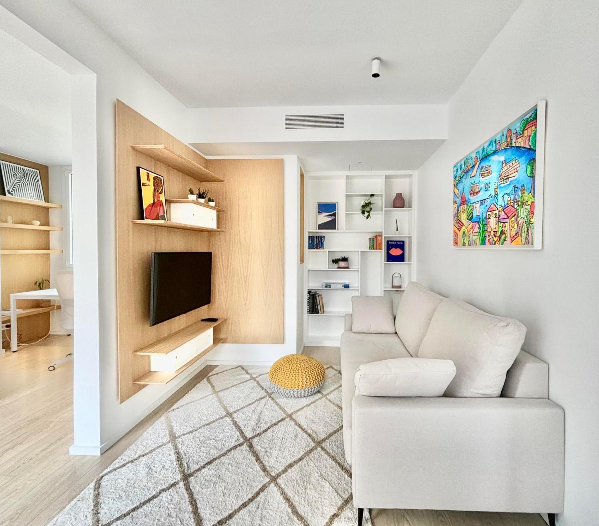Appartamento Penthouse With Large Terrace In Gracia *
